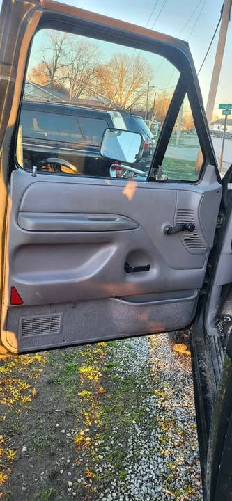1995 Ford F-Series 9th Gen - Image 16 of 19