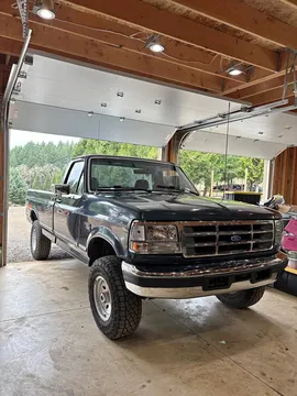 1995 Ford F-150 XL Pickup
