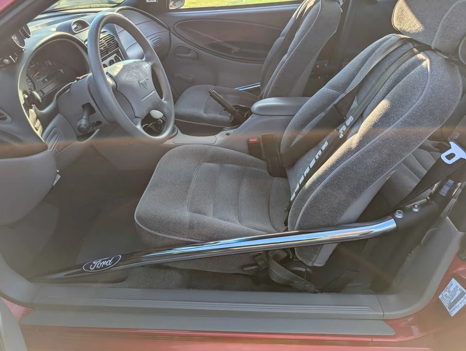1995 Ford SN95 Mustang - Image 9 of 17