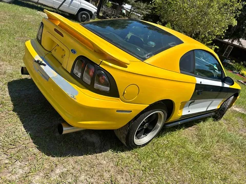 1995 Ford Mustang GT Premium Coupe