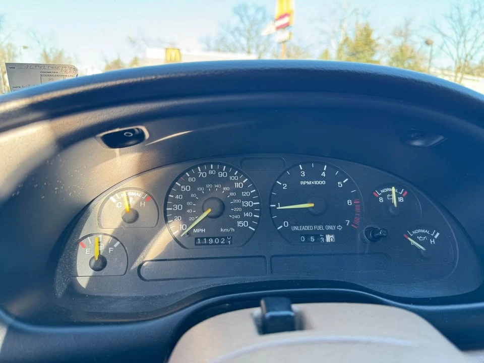 1995 Ford SN95 Mustang - Image 8 of 11