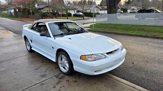 1995 Ford Mustang GT Convertible