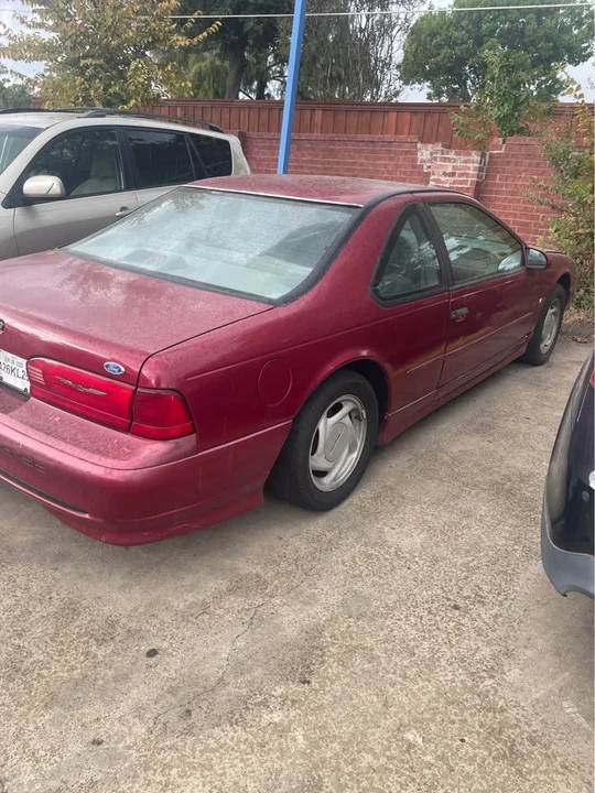 1995 Ford Thunderbird 10th Gen - Image 4 of 10