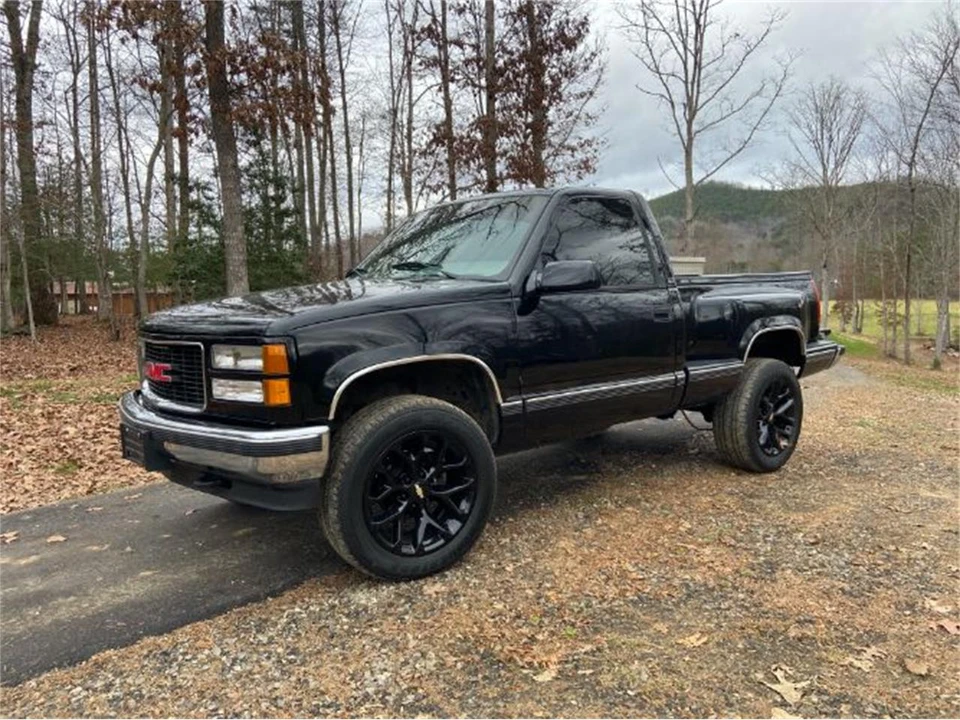 1995 GMC C/K - Image 2 of 11