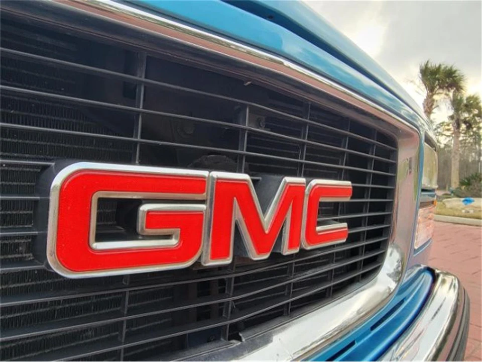 1995 GMC C/K - Image 5 of 29