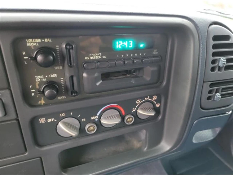 1995 GMC C/K - Image 23 of 29