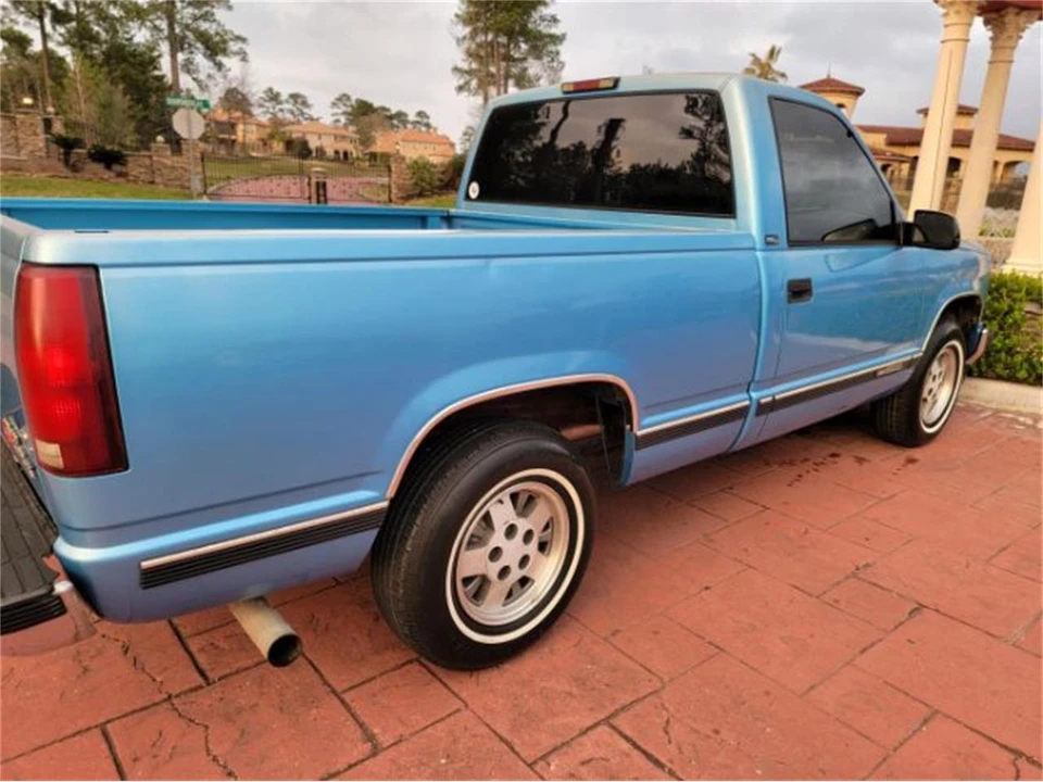 1995 GMC C/K - Image 25 of 29