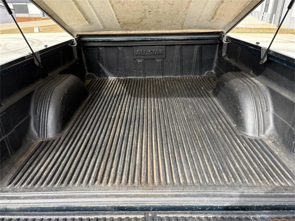 1995 GMC C/K - Image 7 of 31