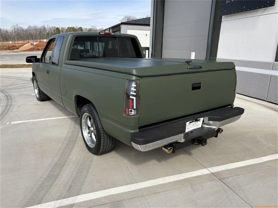 1995 GMC C/K - Image 3 of 31