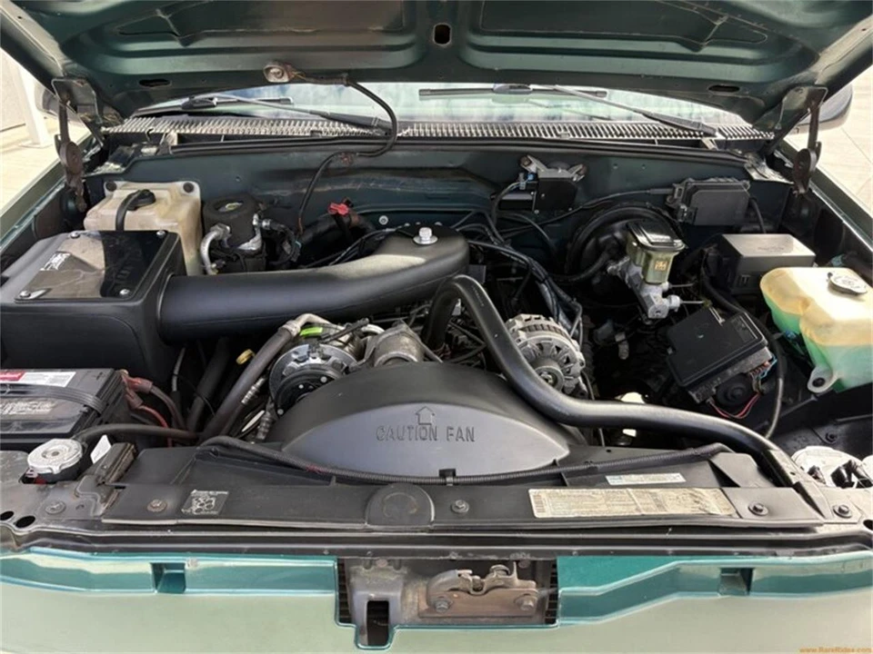 1995 GMC C/K - Image 6 of 31