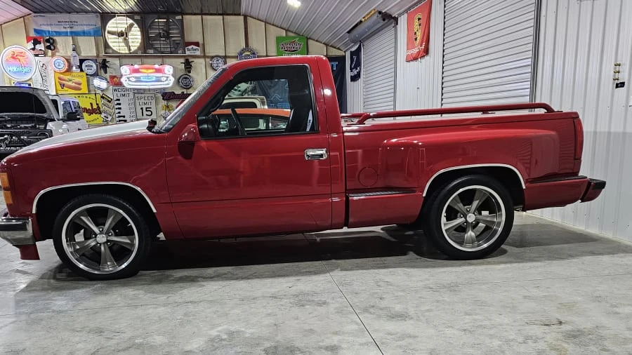 1995 GMC Sierra 1st Gen - Image 2 of 6