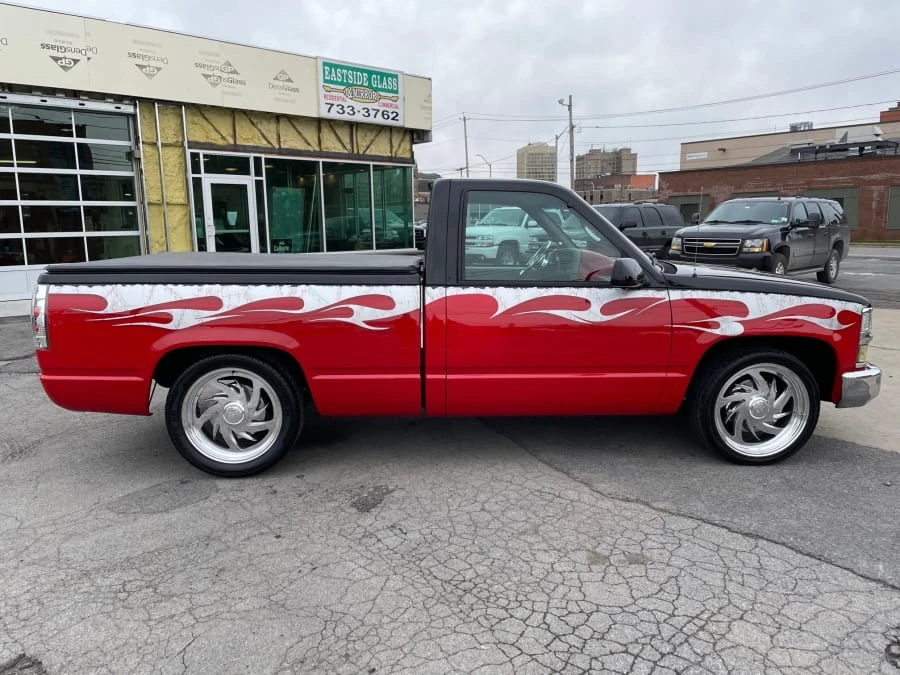 1995 GMC Sierra 1st Gen - Image 9 of 11