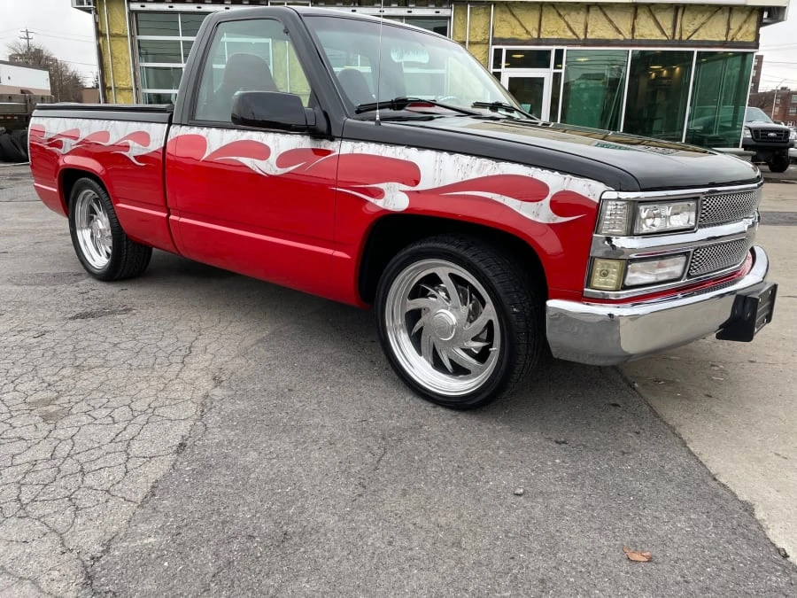 1995 GMC Sierra 1st Gen - Image 10 of 11