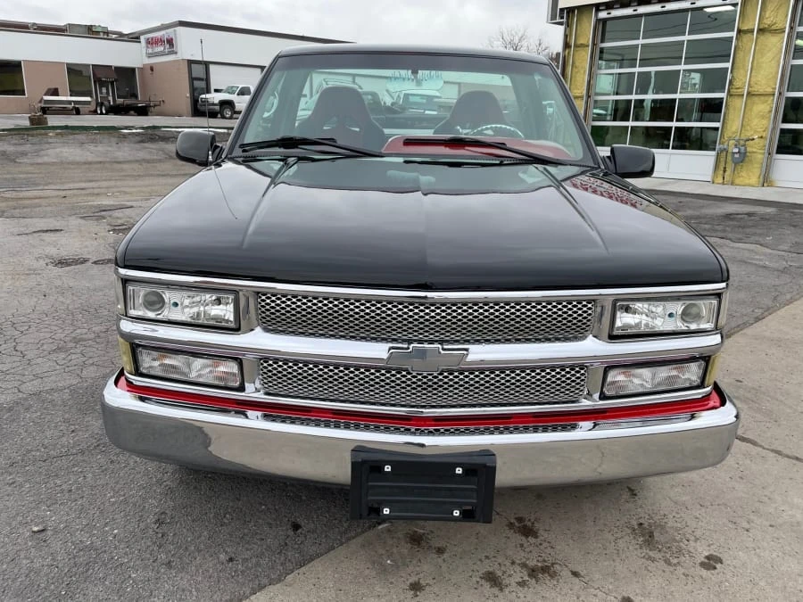 1995 GMC Sierra 1st Gen - Image 11 of 11