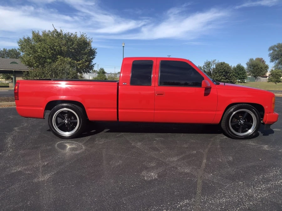 1995 GMC Sierra 1st Gen - Image 2 of 8