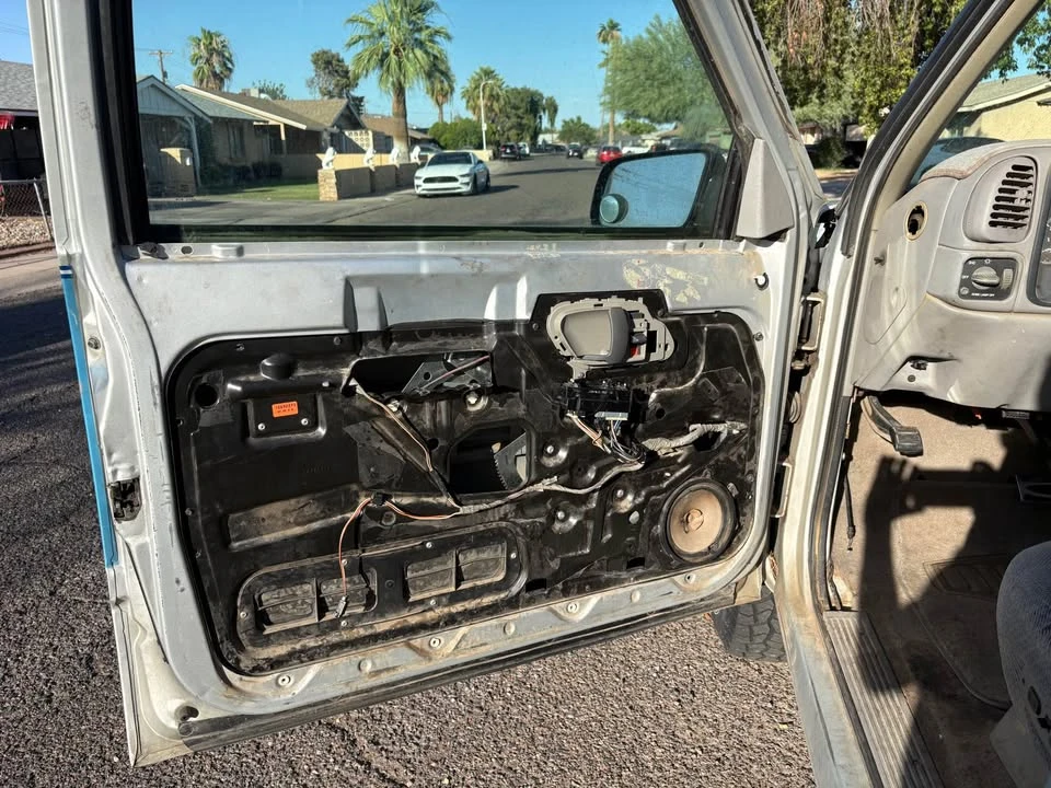 1995 GMC C/K - Image 5 of 10