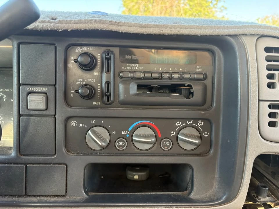 1995 GMC C/K - Image 8 of 10