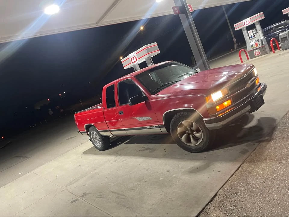 1995 GMC C/K - Image 3 of 8