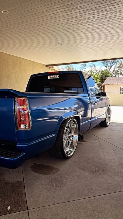 1995 GMC C/K - Image 2 of 8