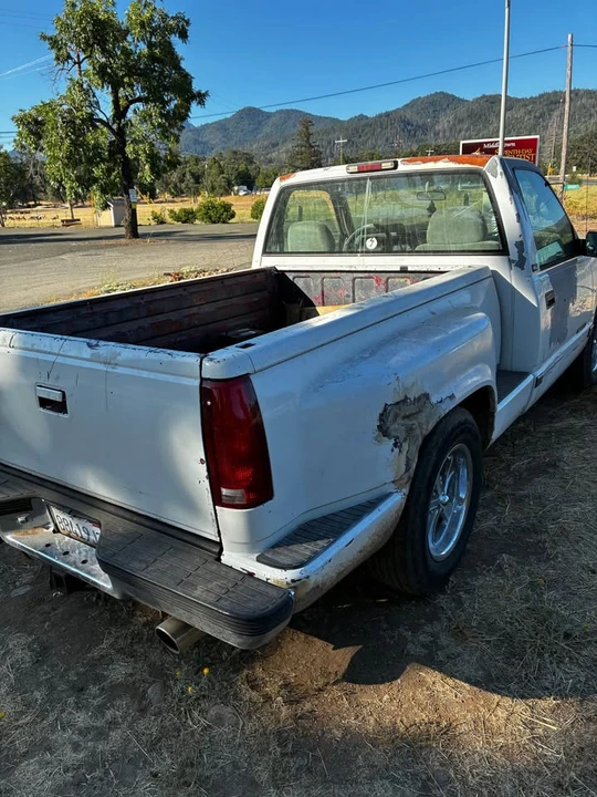 1995 GMC C/K 3rd Gen - Image 7 of 13