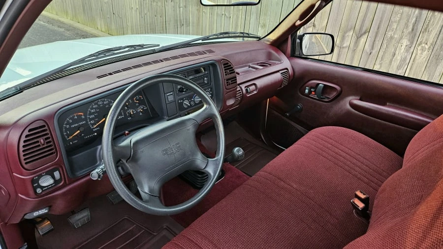 1995 GMC Sierra 1st Gen - Image 5 of 9