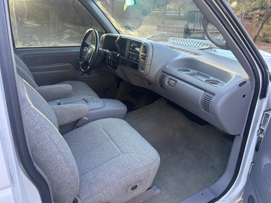 1995 GMC Sierra 1st Gen - Image 2 of 2