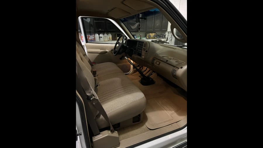 1995 GMC Sierra 1st Gen - Image 7 of 8