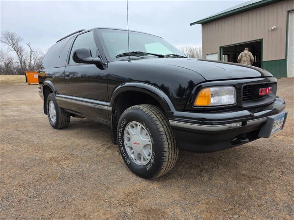 1995 GMC S-15 Jimmy 2nd Gen - Image 3 of 31