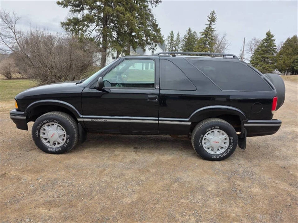 1995 GMC S-15 Jimmy 2nd Gen - Image 8 of 31