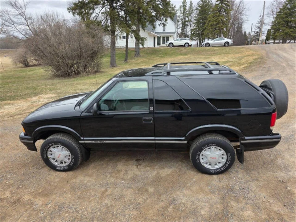 1995 GMC S-15 Jimmy 2nd Gen - Image 16 of 31