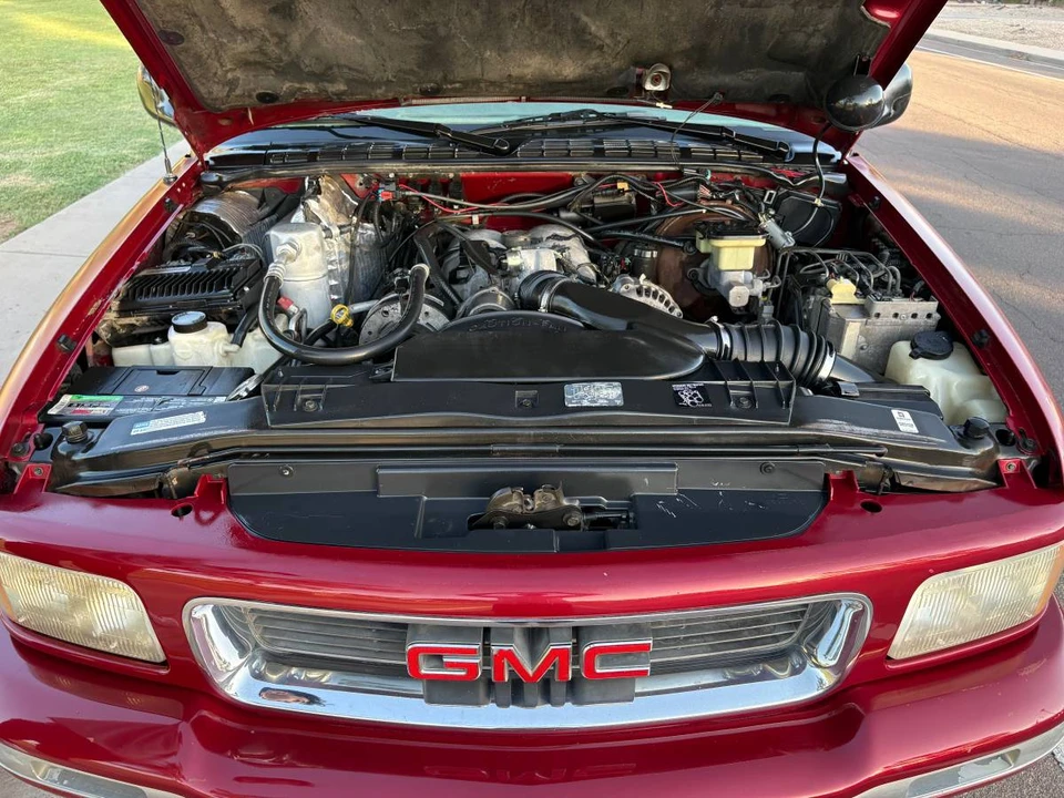 1995 GMC S-15 Jimmy 2nd Gen - Image 12 of 13
