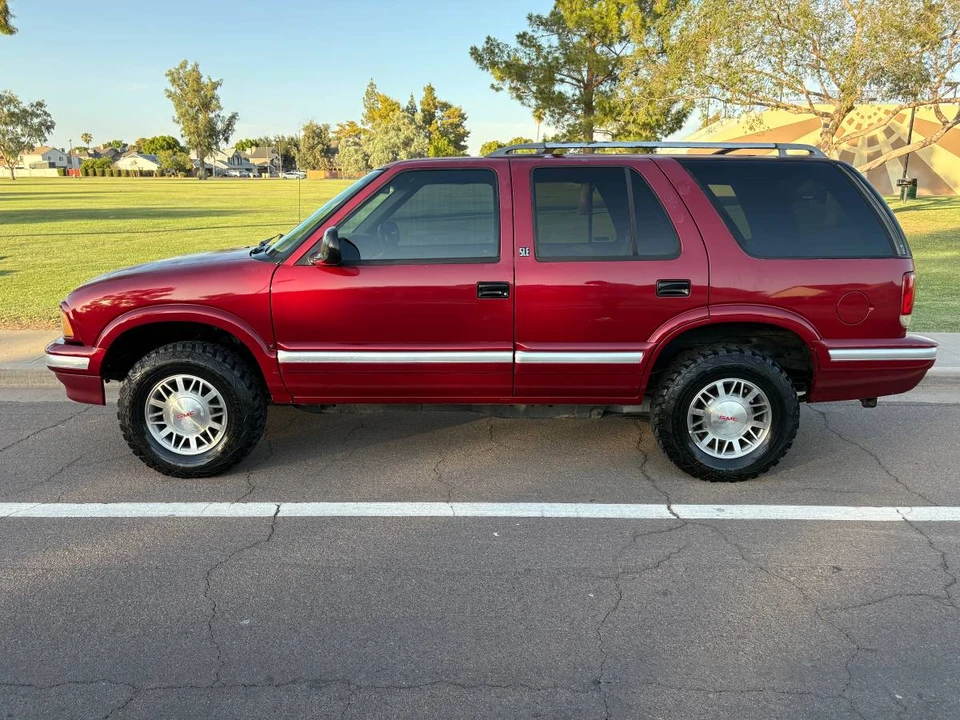 1995 GMC S-15 Jimmy 2nd Gen - Image 2 of 13