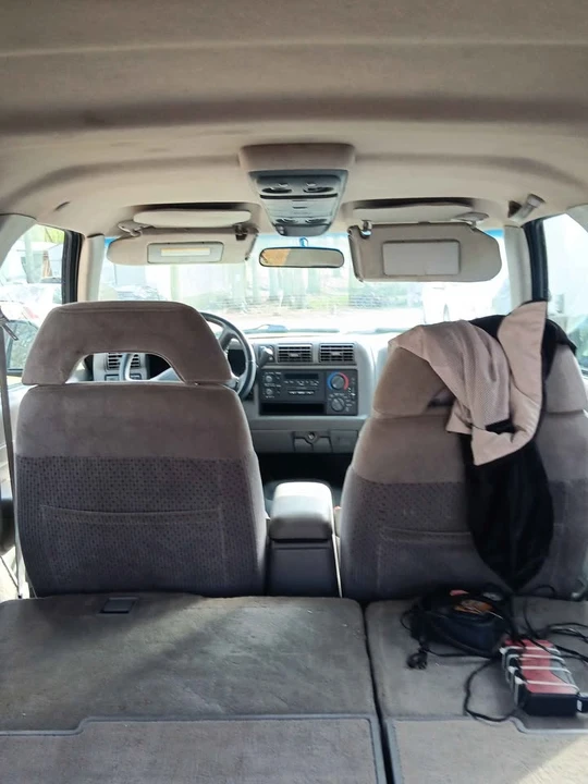 1995 GMC S-15 Jimmy 2nd Gen - Image 3 of 6