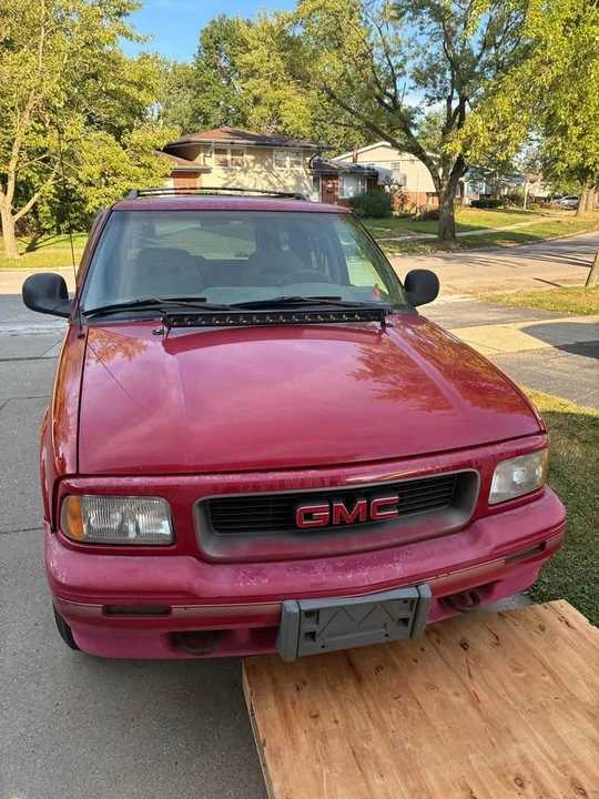 1995 GMC S-15 Jimmy 2nd Gen - Image 2 of 13