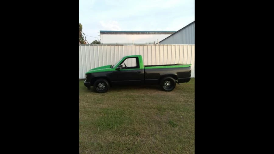 1995 GMC C/K - Image 2 of 11