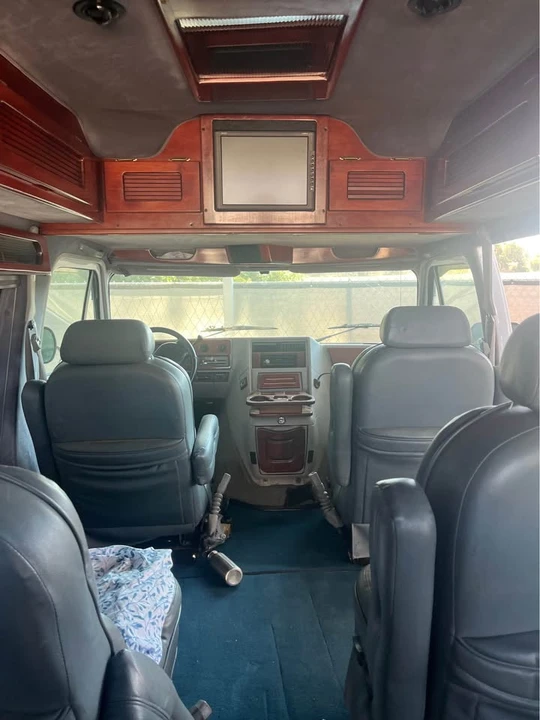1995 GMC G-series Van - Image 6 of 7
