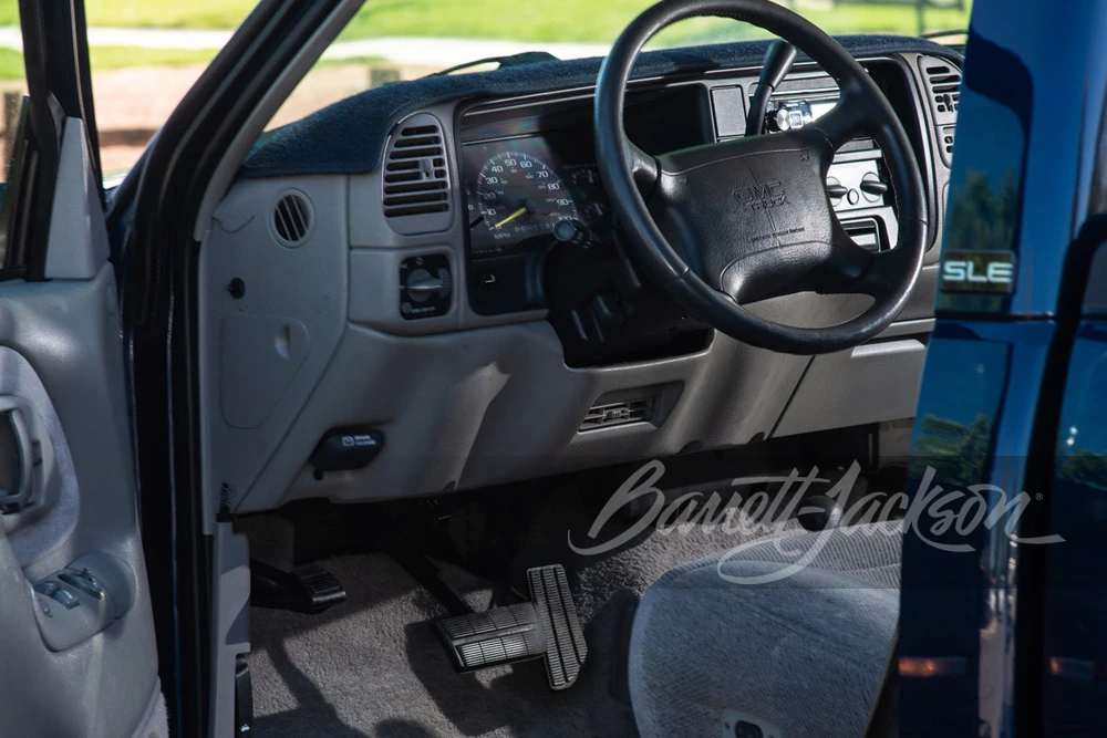 1995 GMC Sierra 1st Gen - Image 7 of 11