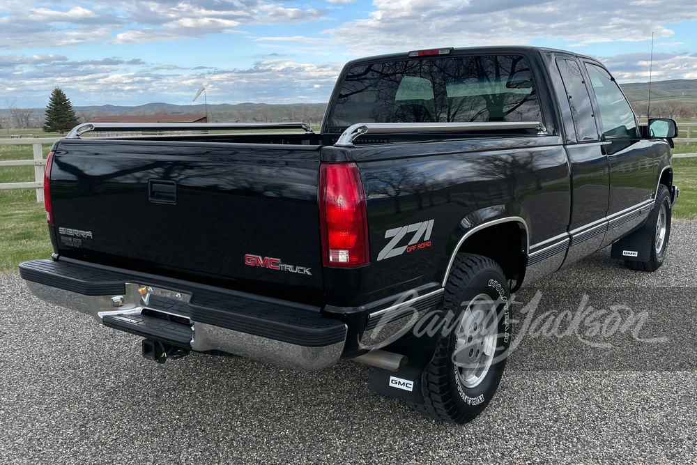 1995 GMC Sierra 1st Gen - Image 2 of 31