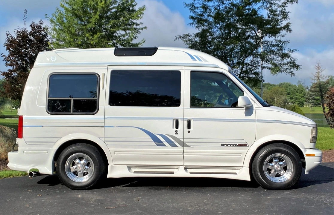 1995 GMC G-series Van - Image 15 of 31