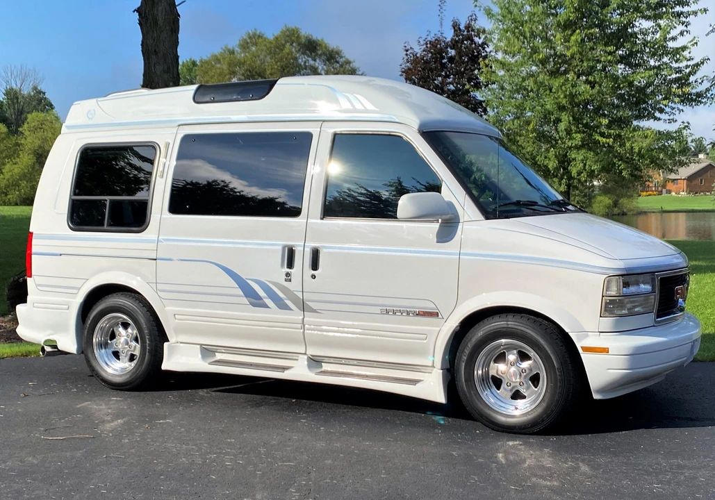 1995 GMC G-series Van - Image 17 of 31