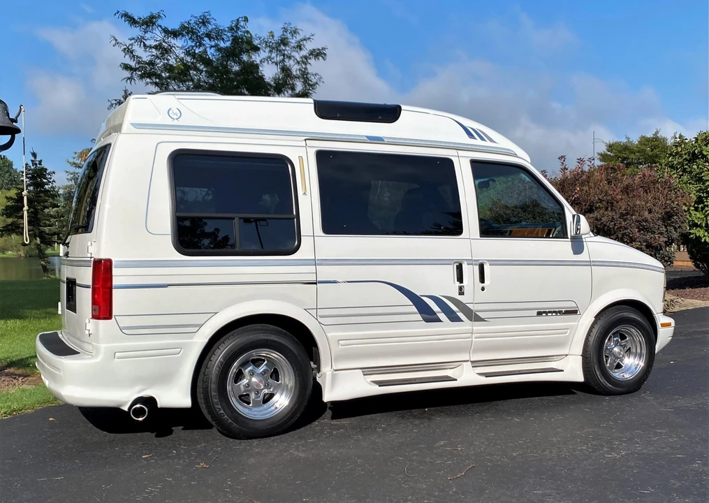 1995 GMC G-series Van - Image 14 of 31