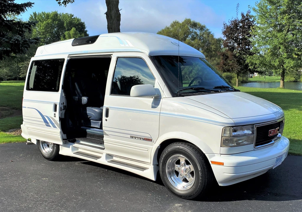 1995 GMC G-series Van - Image 19 of 31