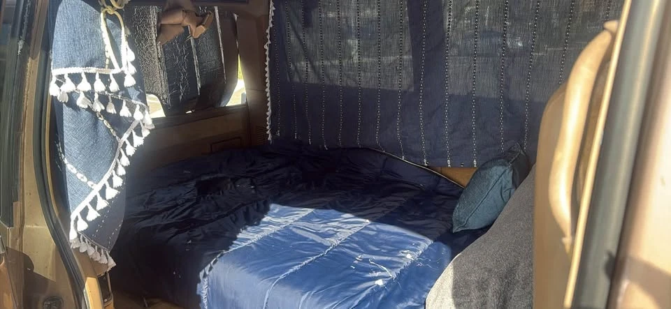 1995 GMC - Image 3 of 4