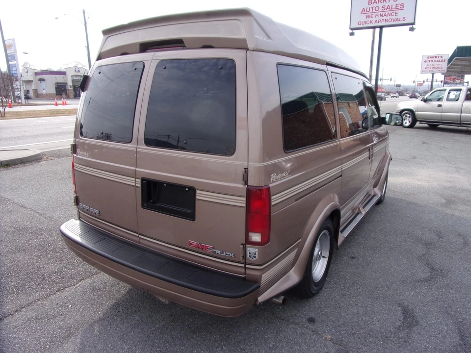 1995 GMC G-series Van - Image 10 of 31