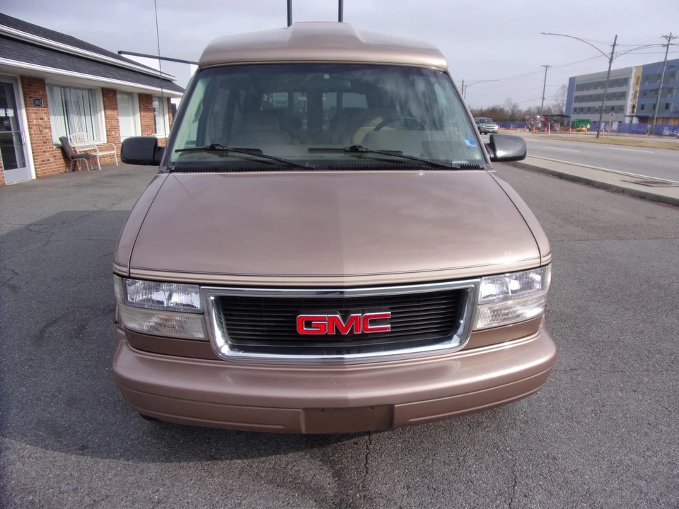 1995 GMC G-series Van - Image 3 of 31