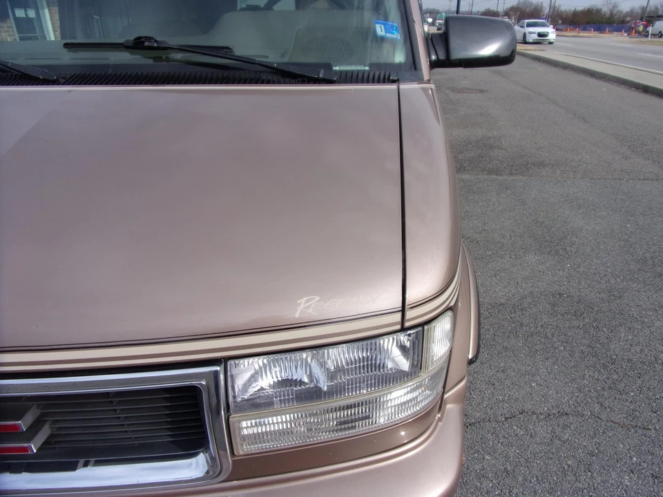 1995 GMC G-series Van - Image 18 of 31