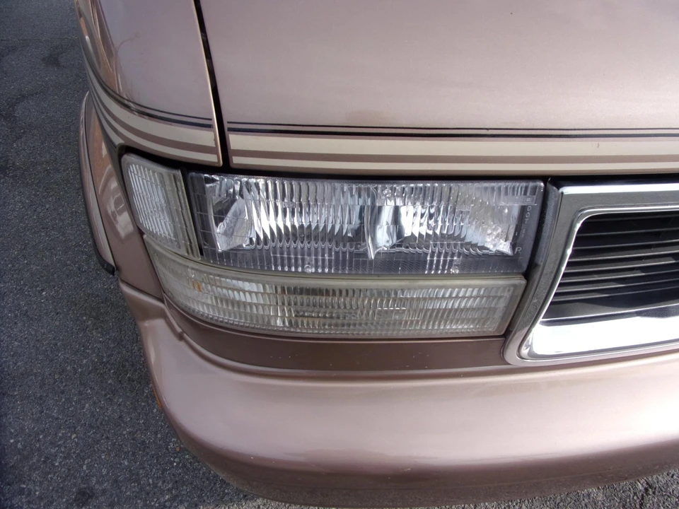 1995 GMC G-series Van - Image 19 of 31