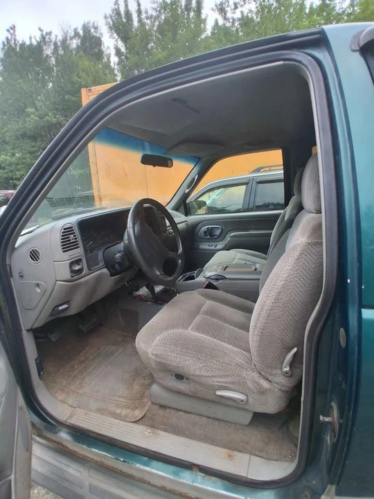 1995 GMC Sierra 1st Gen - Image 3 of 7