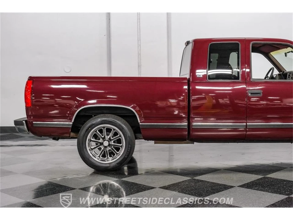 1995 GMC Sierra 1st Gen - Image 29 of 31