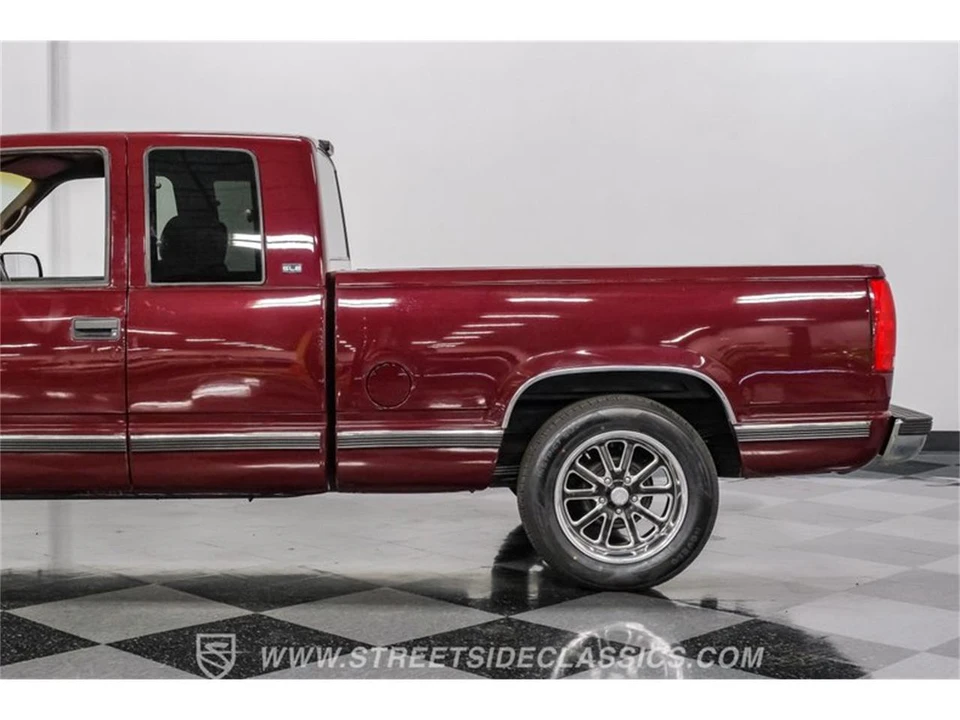 1995 GMC Sierra 1st Gen - Image 24 of 31